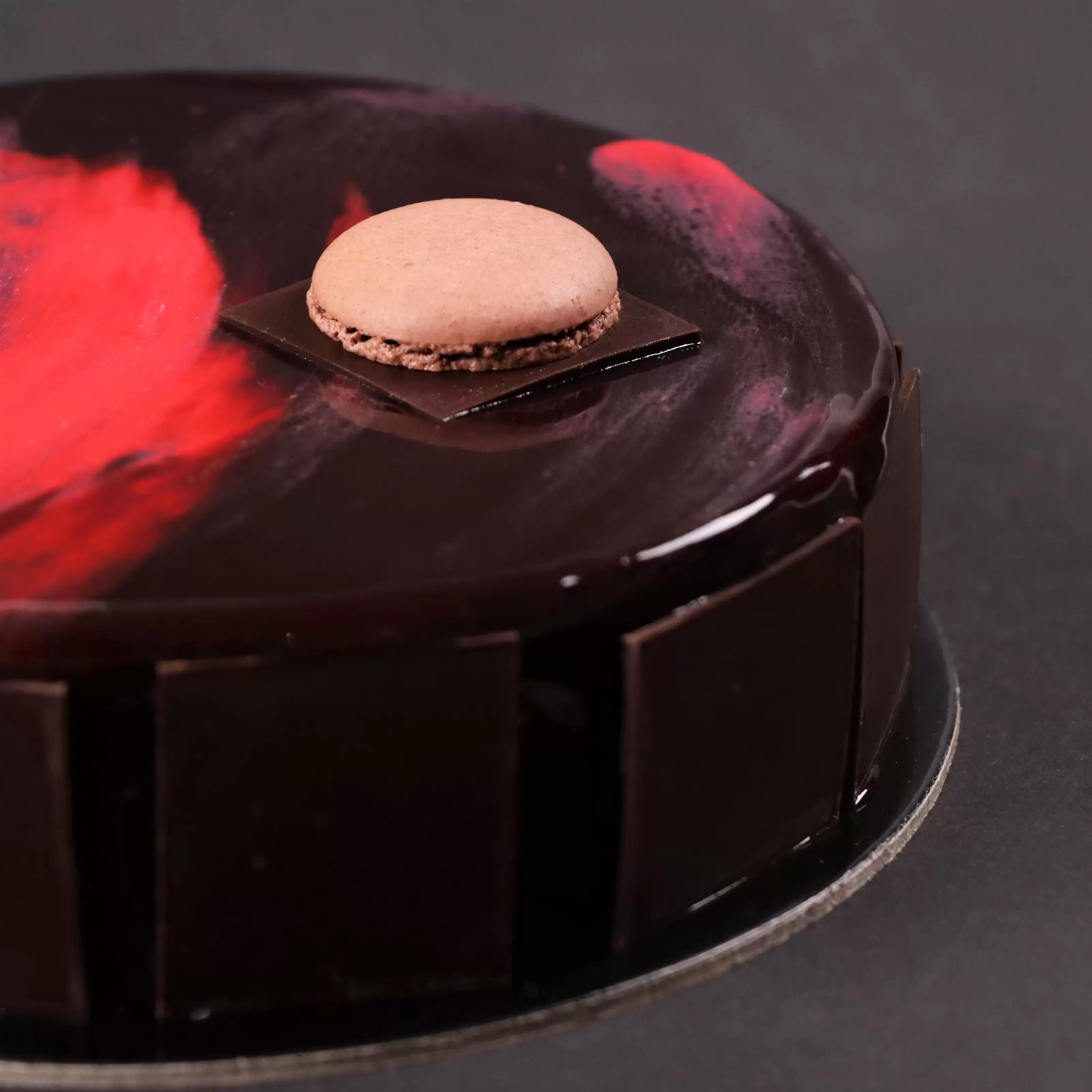 ALCAZAR DARK CHOCOLATE CAKE