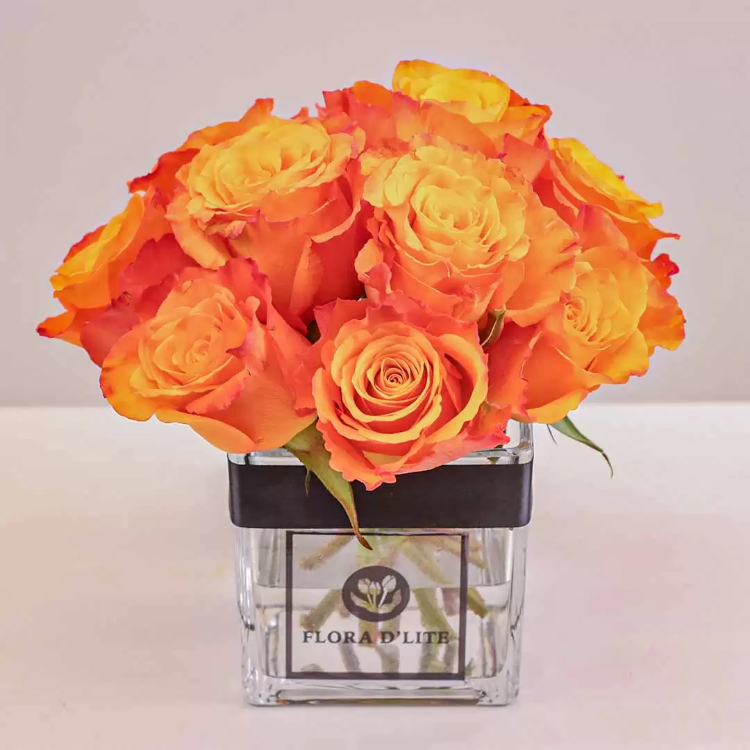 ROSES VASE ARRANGEMENT