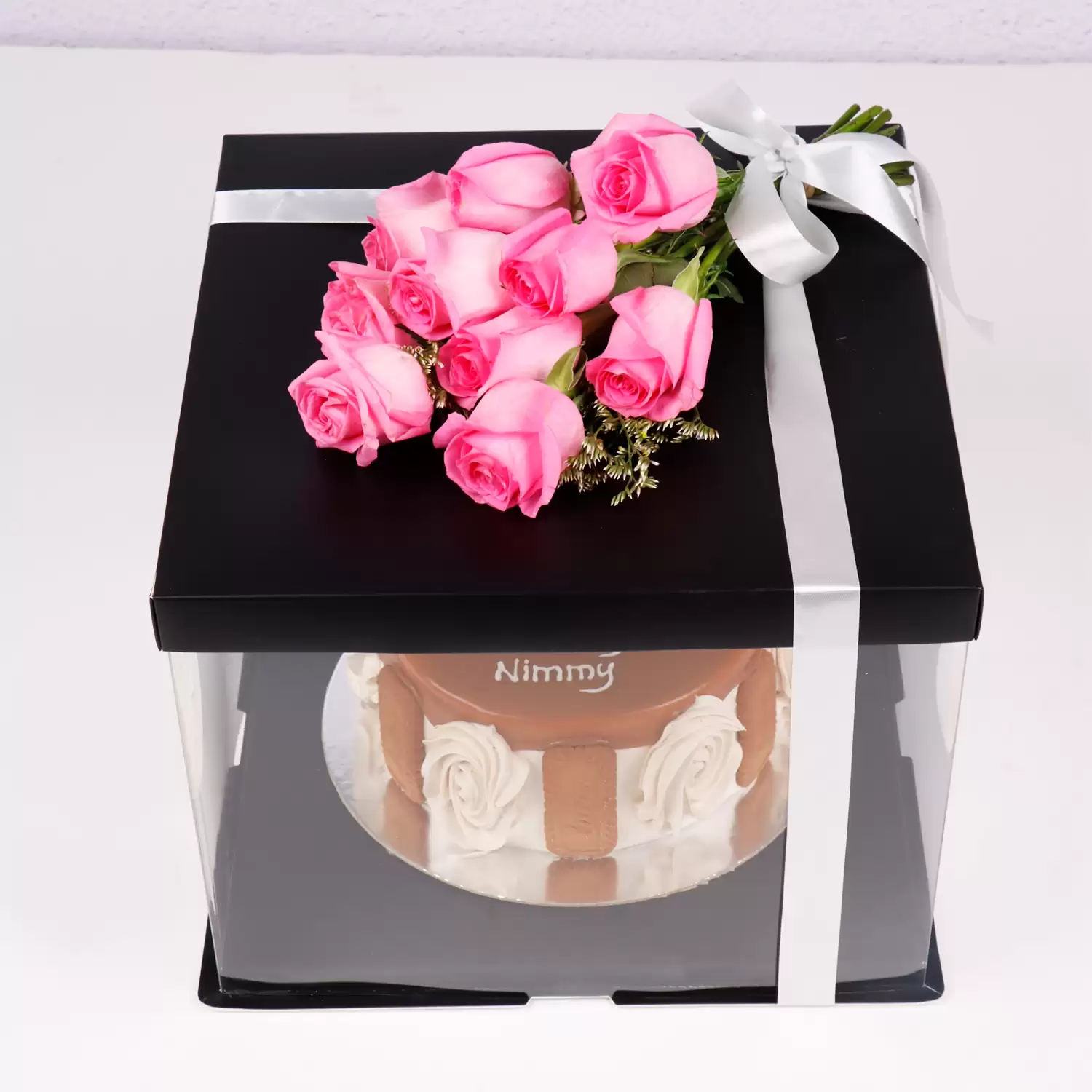 Special Lotus Biscoff Cake with Pink Roses